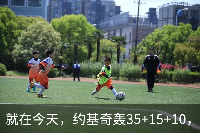 就在今天，约基奇轰35+15+10，只差10次，威少这项历史纪录危险了